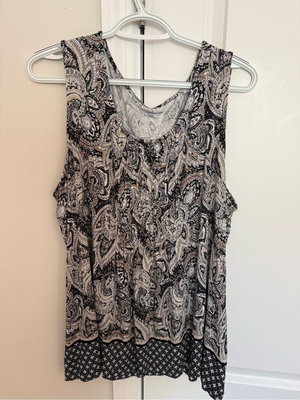 croft & barrow Black and White Paisley Tank Top